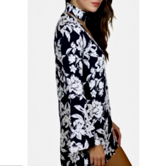 NEW FLYNN SKYE FLORAL PRINT CHOKER MINI DRESS - Picture 4 of 8